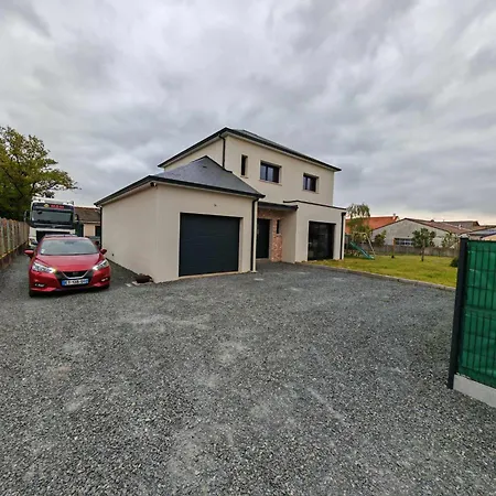Maison Proche Circuit Le Mans Holiday home Mulsanne